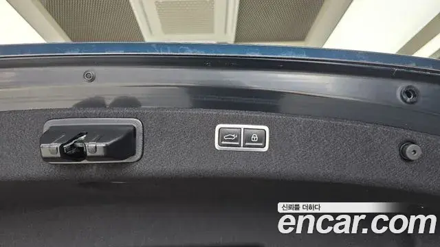 Genesis G80 2022 — Photo 26/32