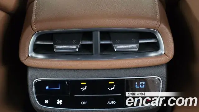 Genesis G80 2022 — Photo 31/32