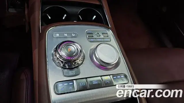 Genesis G90 2022 — Photo 15/30