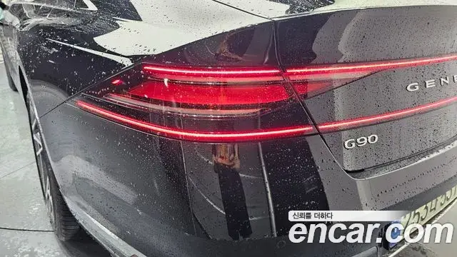Genesis G90 2022 — Photo 20/30