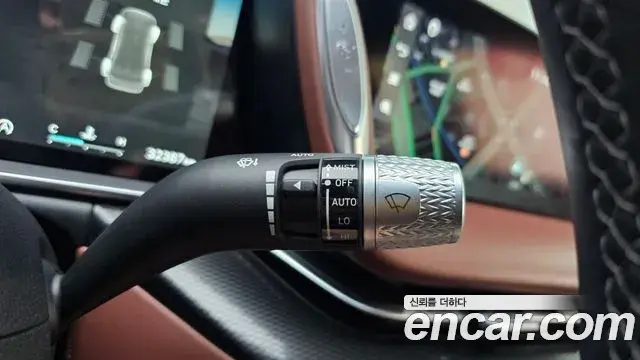 Genesis G90 2022 — Photo 4/30
