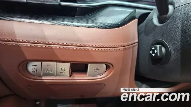 Genesis G90 2022 — Photo 6/30