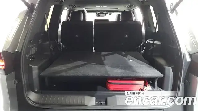 Lexus LX 2025 — Photo 19/38