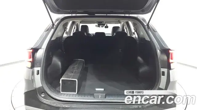 Kia Sportage 2022 — ფოტო 17/28