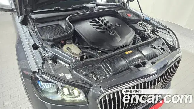 Mercedes-Benz GLS-Class 2020 — Photo 8/34