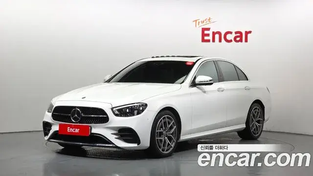 Mercedes-Benz E-Class 2020 — Фото 1/20