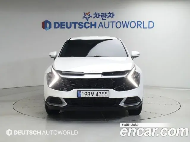 Kia Sportage 2024 — ფოტო 5/20