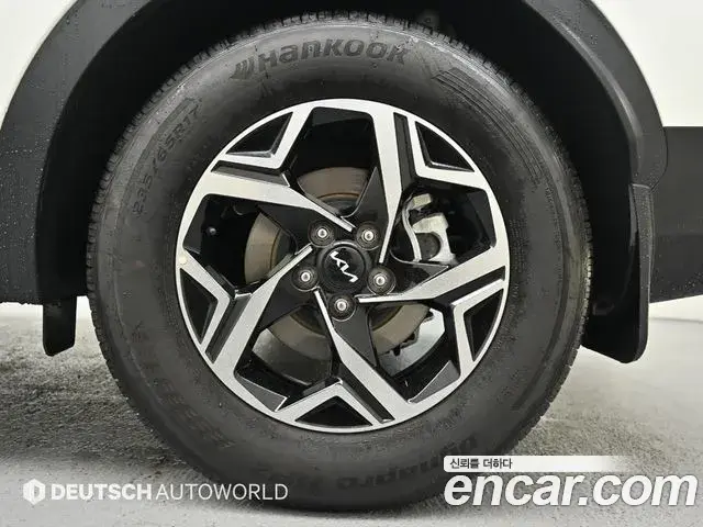 Kia Sportage 2024 — ფოტო 8/20