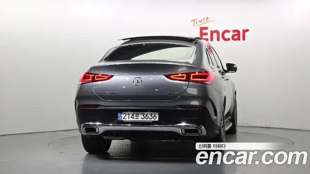 Mercedes-Benz GLE-Class 2021 — Фото 4/20