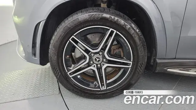 Mercedes-Benz GLE-Class 2021 — Фото 5/20