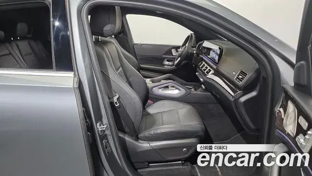 Mercedes-Benz GLE-Class 2021 — Фото 11/20