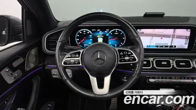 Mercedes-Benz GLE-Class 2021 — Фото 12/20