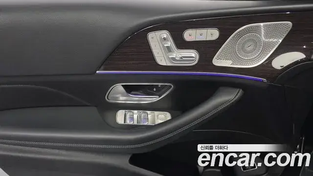 Mercedes-Benz GLE-Class 2021 — ფოტო 35/41