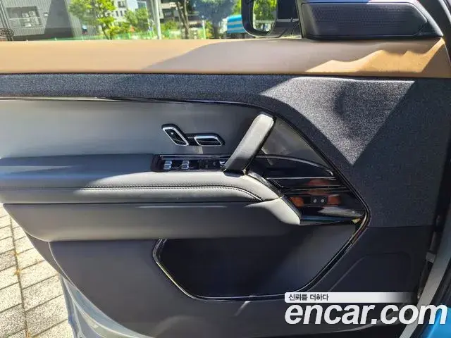 Land Rover Range Rover Sport 2023 — Photo 15/20