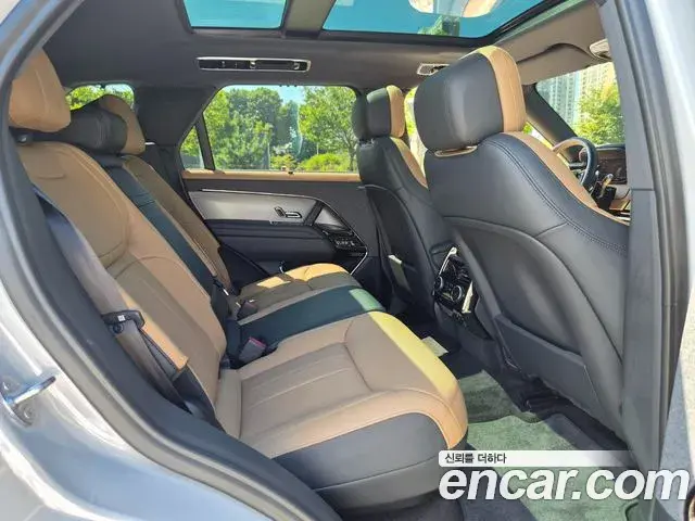 Land Rover Range Rover Sport 2023 — Photo 17/20