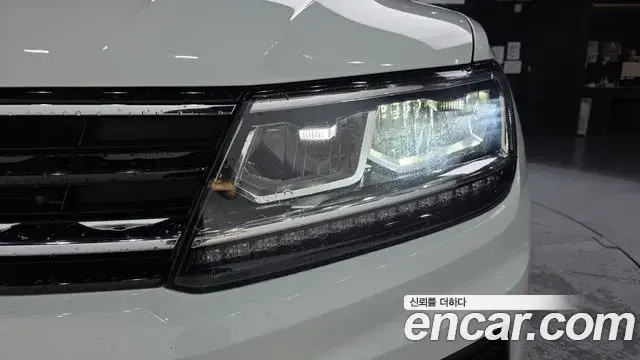 Volkswagen Tiguan 2018 — Şəkil 6/32