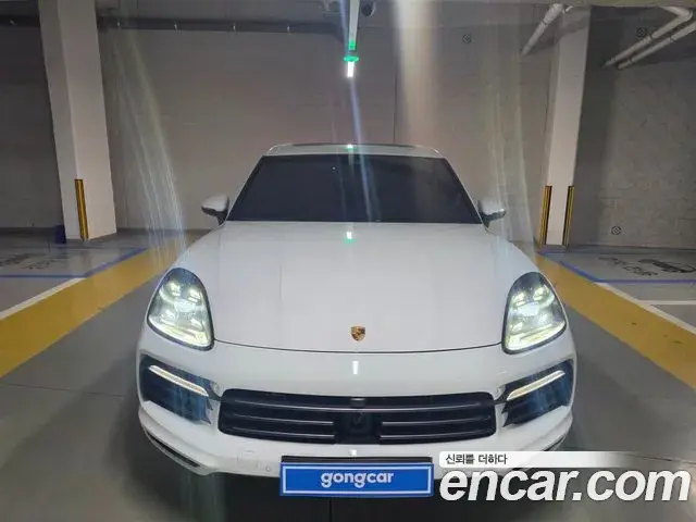 Porsche Cayenne 2023 — Photo 19/19