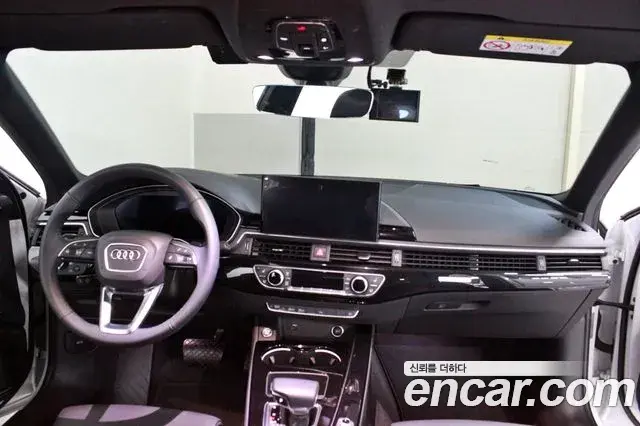 Audi A4 2022 — ფოტო 2/20