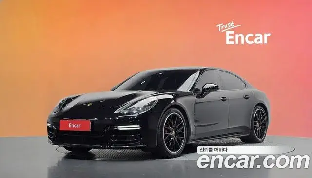 Porsche Panamera 2020 — Photo 15/33