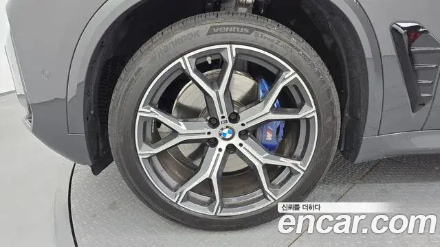 BMW X5 2025 — Photo 1/35