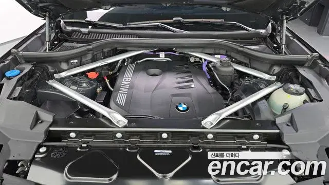 BMW X5 2025 — Photo 16/35