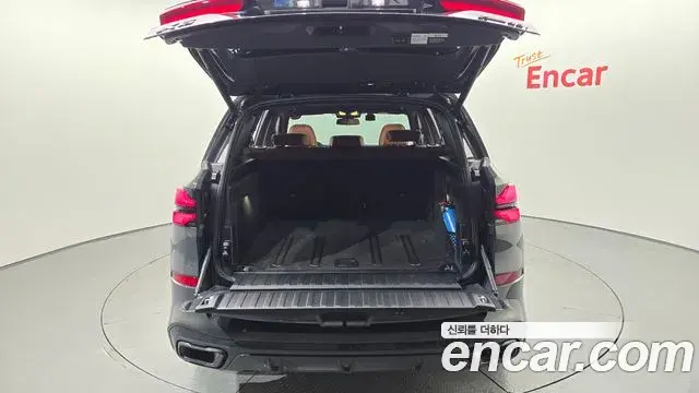 BMW X5 2025 — Photo 9/35