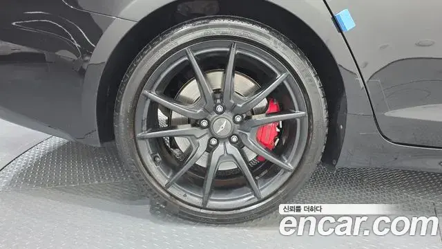 Genesis G70 2018 — ფოტო 18/20