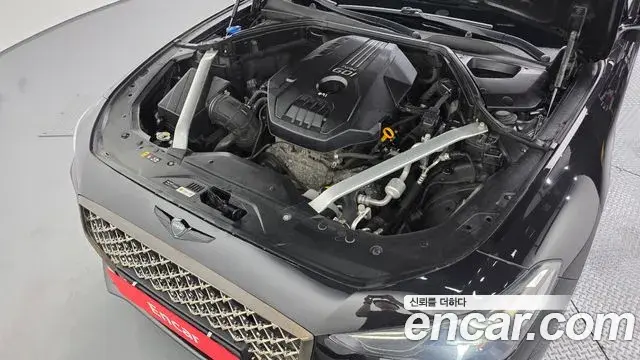 Genesis G70 2018 — ფოტო 13/20