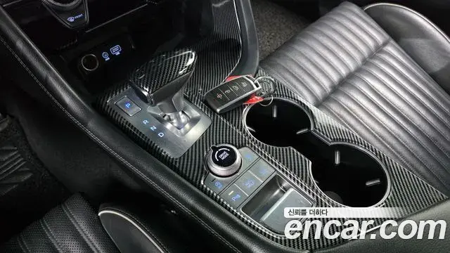 Genesis G70 2018 — ფოტო 20/20