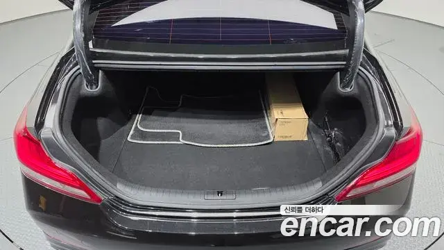 Genesis G70 2018 — ფოტო 10/20