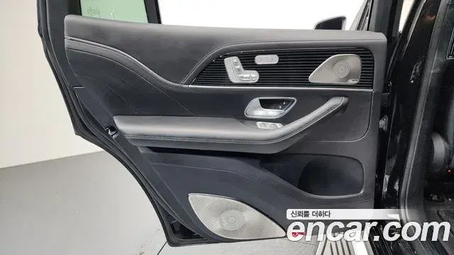 Mercedes-Benz GLS-Class 2023 — ფოტო 5/42