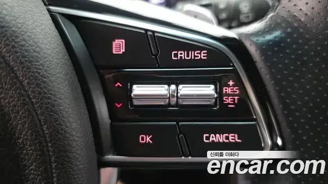 Kia Sportage The Bold 2018 — Фото 18/20