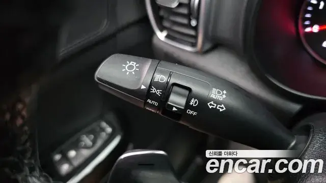 Kia Sportage The Bold 2018 — Фото 19/20