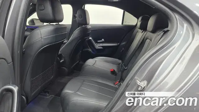Mercedes-Benz A-Class 2020 — ფოტო 3/20