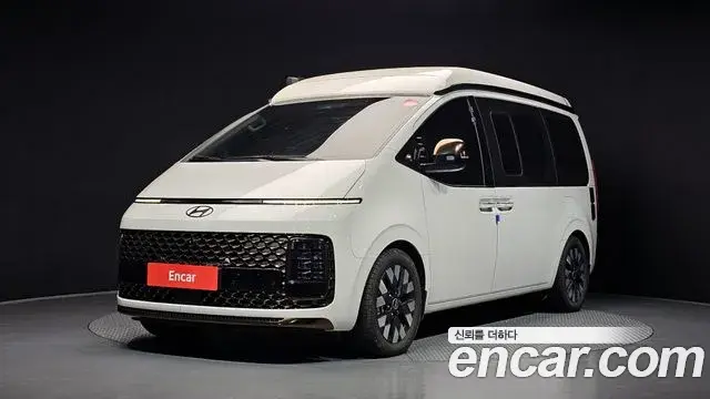 Hyundai Staria 2024 — Фото 1/20