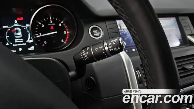 Land Rover Discovery Sport 2019 — Фото 18/20