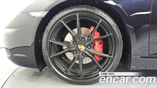 Porsche 718 Cayman 2020 — Photo 8/20