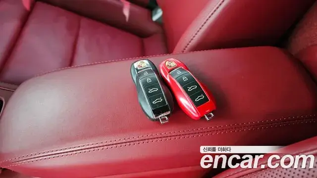 Porsche 718 Cayman 2020 — Photo 16/20