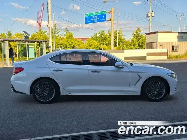 Genesis G70 2018 — Şəkil 13/20