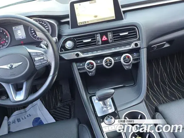 Genesis G70 2018 — Şəkil 12/20