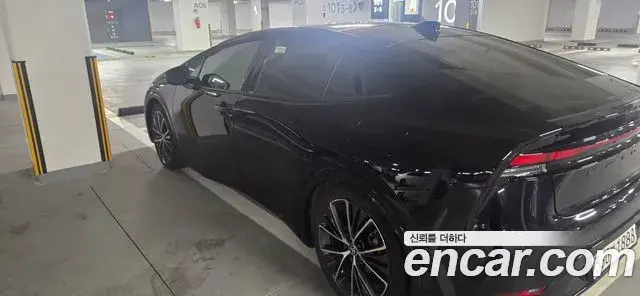 Toyota Prius 2024 — Şəkil 5/10