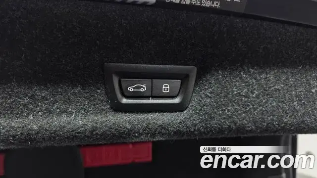 BMW 3 Series 2023 — Photo 30/31