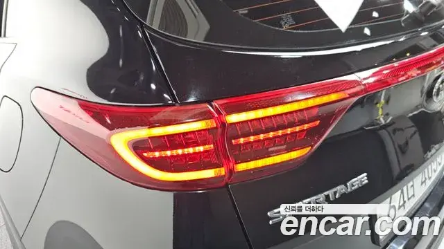 Kia Sportage The Bold 2019 — Şəkil 24/33