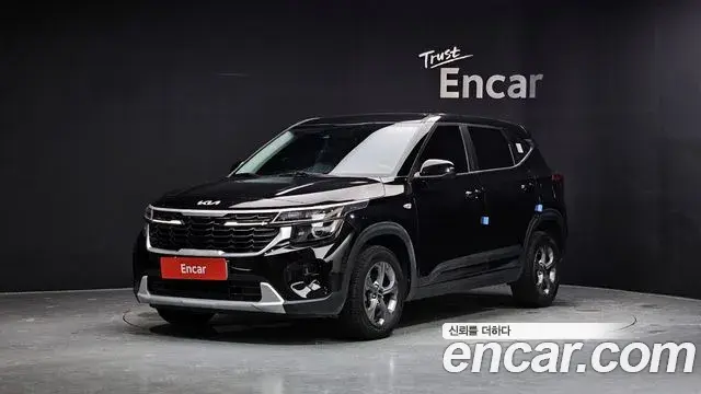 Kia Seltos 2023 — Şəkil 18/20