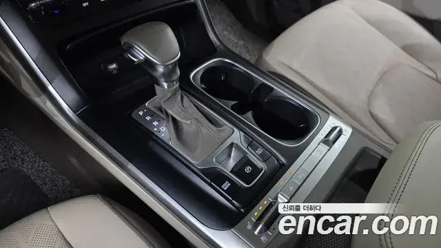 Kia Carnival 2021 — Фото 9/20
