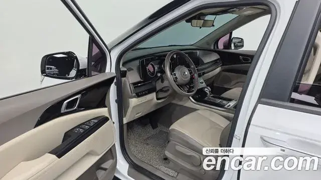 Kia Carnival 2021 — Фото 10/20