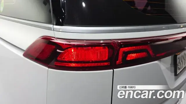 Kia Carnival 2021 — Şəkil 30/30