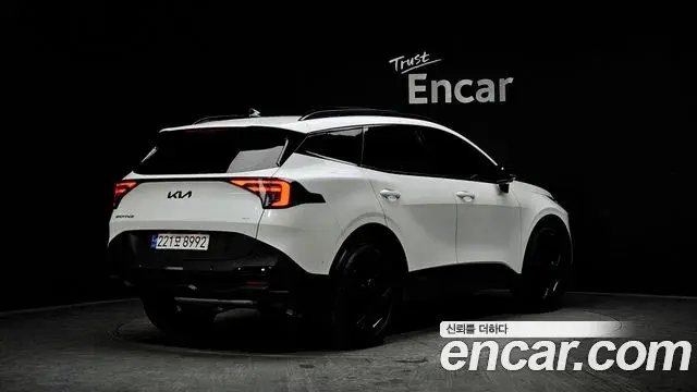 Kia Sportage 2025 — Photo 2/20