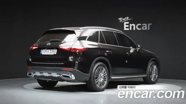 Mercedes-Benz GLC-Class 2024 — ფოტო 14/20