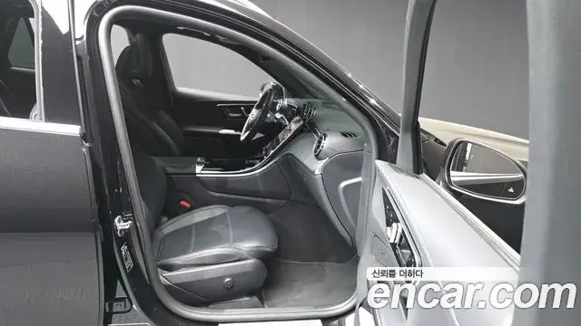 Mercedes-Benz GLC-Class 2024 — ფოტო 19/20